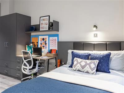 Picture 7